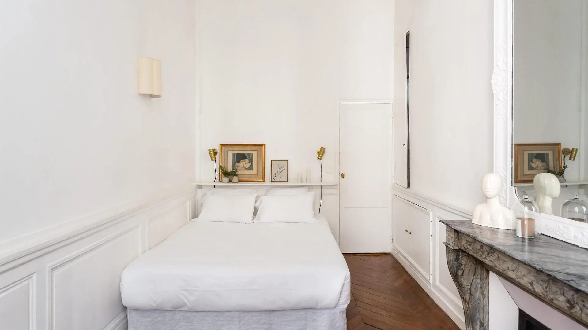 Habitat Parisien - Quatre Septembre Choiseul Opera Apartment 0*, Paris France