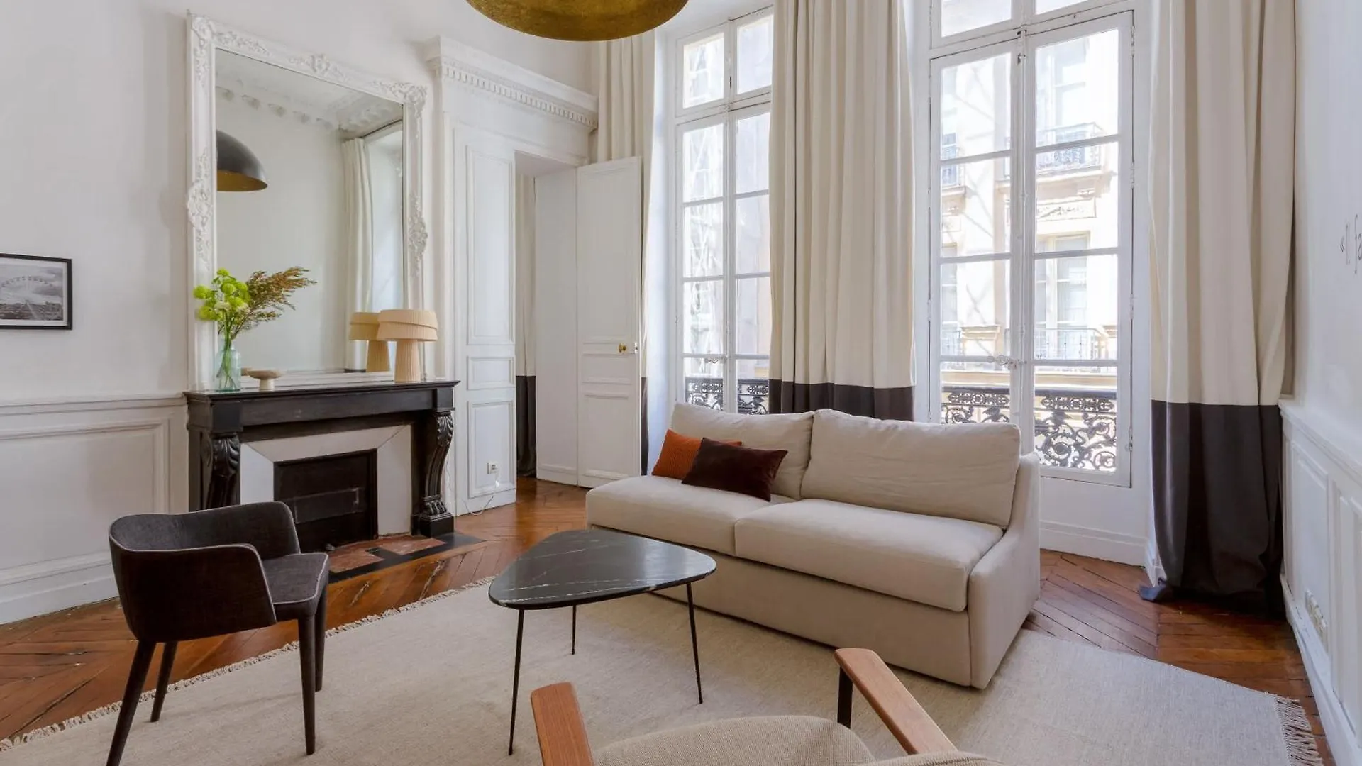 شقة Habitat Parisien - Quatre Septembre Choiseul Opera فرنسا